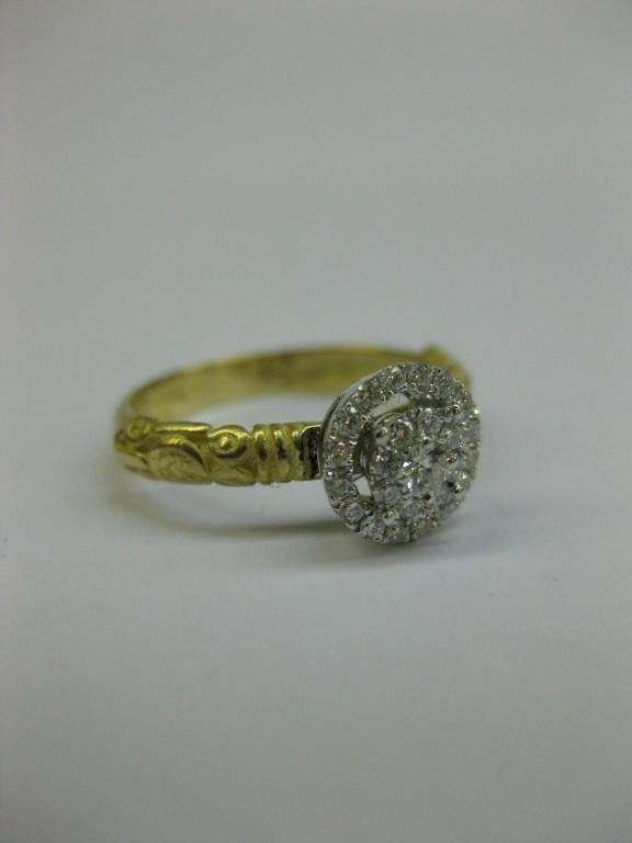ANILLO DE ORO CON DIAMANTES