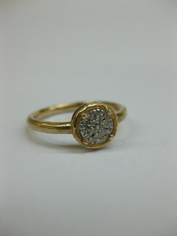 ANILLO DE ORO CON DIAMANTES