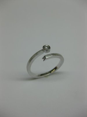 SORTIJA DE ORO BLANCO CON DIAMANTE