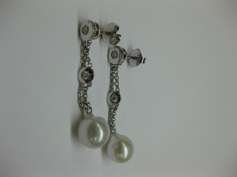 PENDIENTES DE ORO CON DIAMANTES Y PERLAS