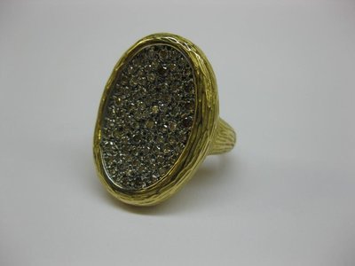 ANILLO DE ORO CON DIAMANTES