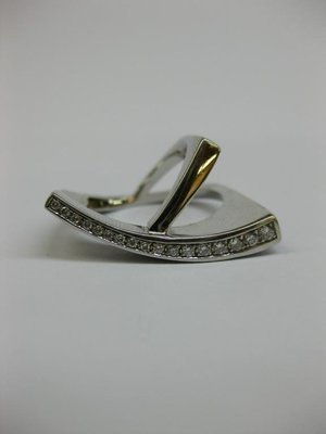 ANILLO DE ORO CON DIAMANTES