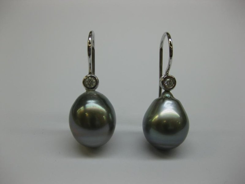 PENDIENTES DE ORO CON DIAMANTES Y PERLAS