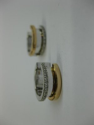 PENDIENTES DE ORO ROSA Y BLANCO CON DIAMANTES