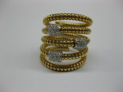 ANILLO DE ORO CON DIAMANTES