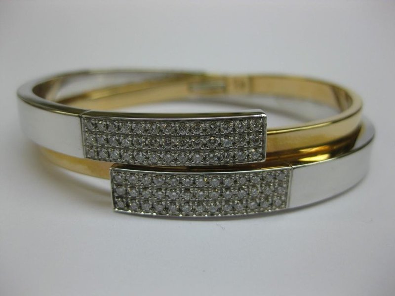 PULSERA DE ORO CON DIAMANTES
