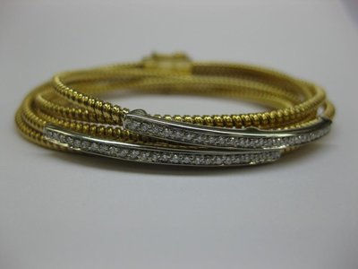 PULSERA DE ORO CON DIAMANTES