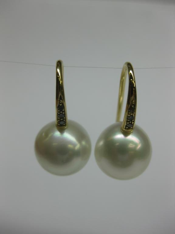 PENDIENTES DE ORO CON DIAMANTES Y PERLAS