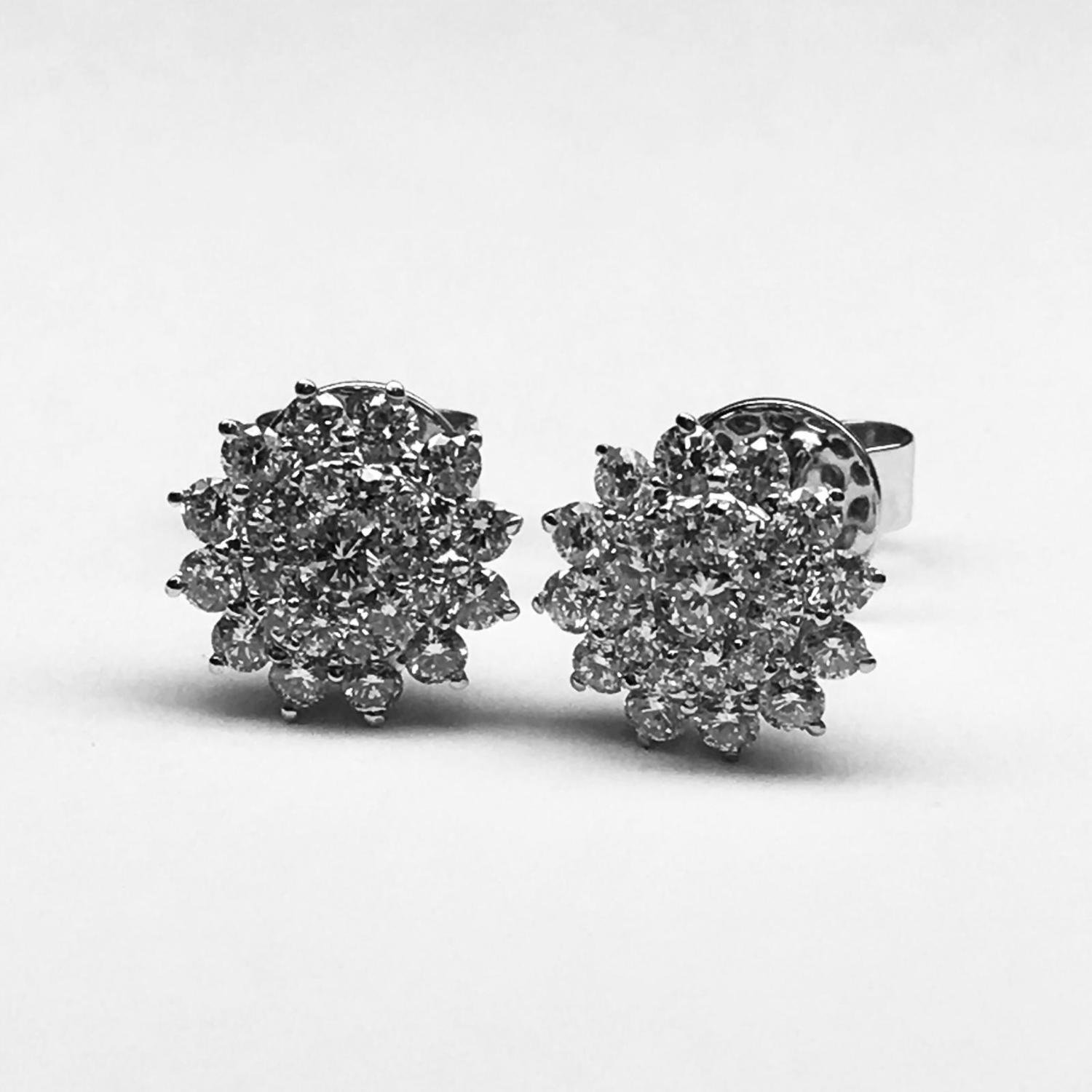 PENDIENTES DE ORO BLANCO Y DIAMANTES P1432