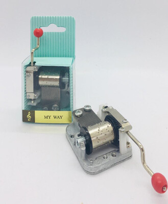 Trousselier My Way ( Frank Sinatra) Hand Cranked Musicals