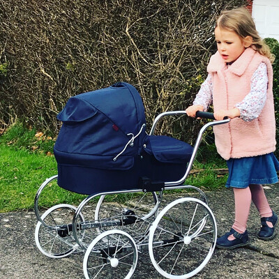 Gotz Old Fashioned Doll Pram with Big Spoked Wheels Classic Design