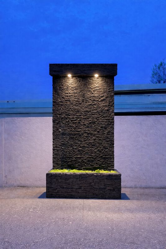 Muro Llorón Laja 1m X 2.20m Altura Muro Llorón Laja 1m X 2.20m Altura