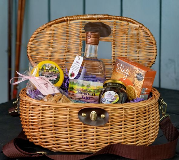 Limited Edition Falls of Dochart Gin – Creel Hamper