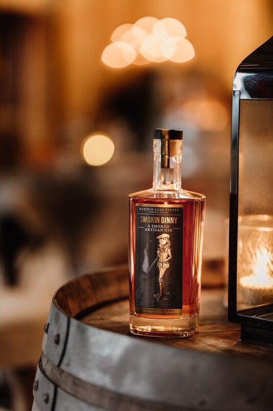 &quot;SMOKIN GINNY&quot; GIN 44%  70cl