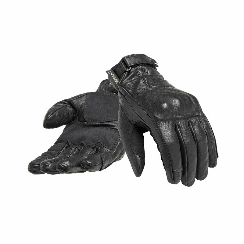 Triumph Lothian Gore-Tex GTX Motorcycle Glove Triumph Lothian Gore-Tex GTX Motorcycle Glove