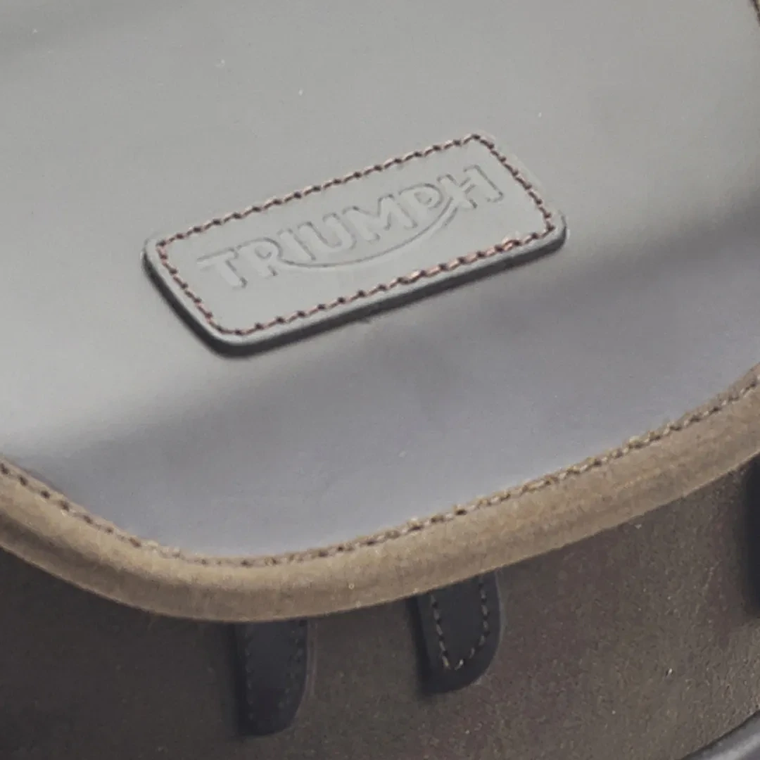 Triumph Thruxton Olive Waxed Cotton Tank Bag - A9518094