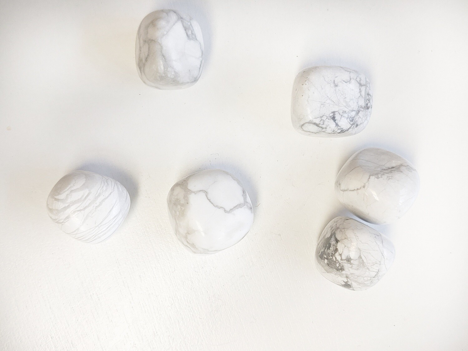 Howlite (Tumbled)