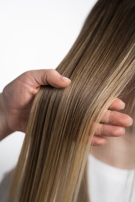 Haarpflege, Wimpern- und Brauenpflege