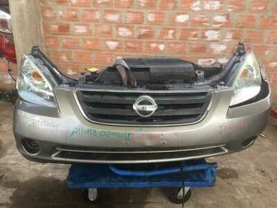 Frontal Altima 2003