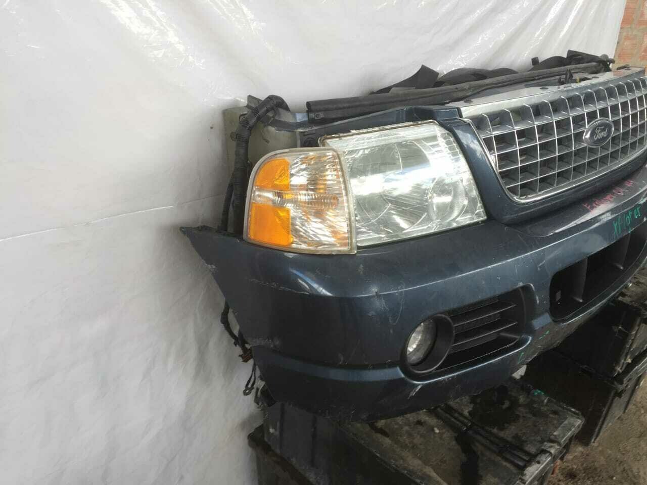 Frontal Explorer 2004