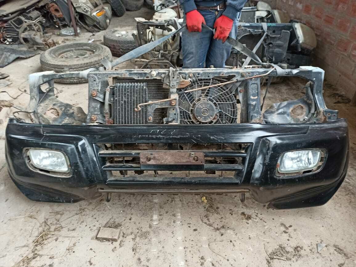 Frontal Montero Limited 2001
