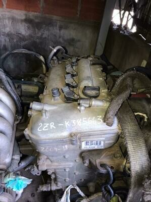 Motor 2ZR-FE