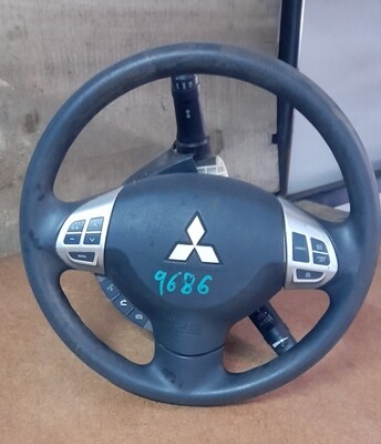 Volante Mitsubishi 9686