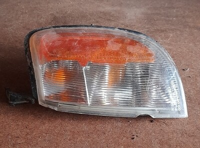 Farol Nissan Xterra 2002
