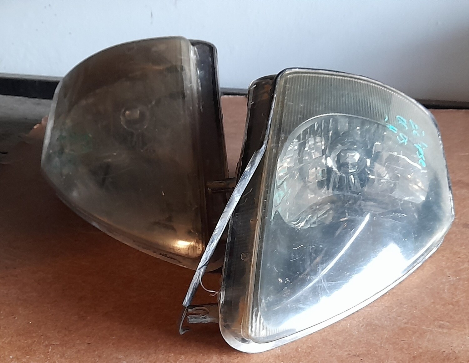 Farol Mitsubishi Eclipse 2000 - 2005