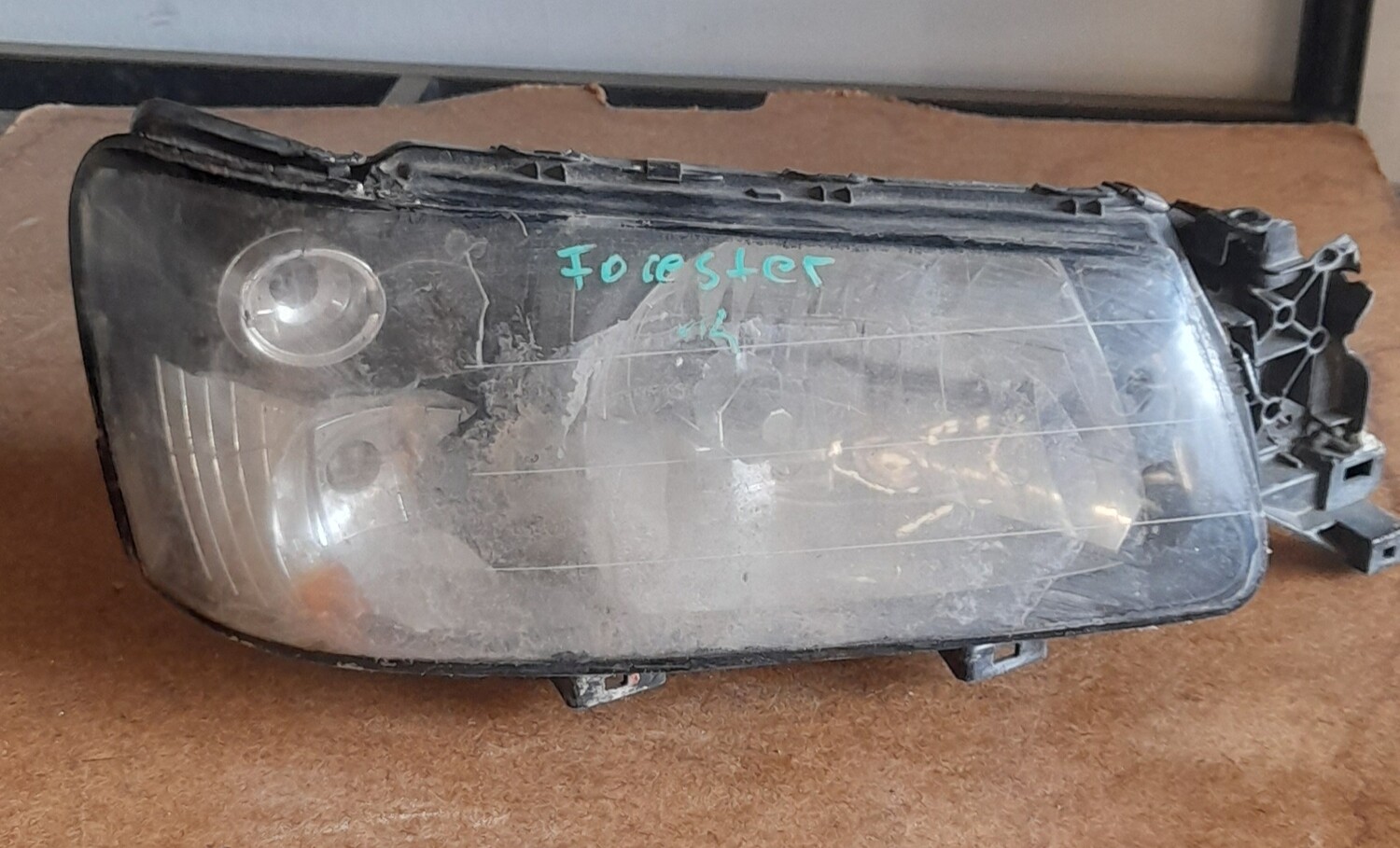 Farol Subaru Forester