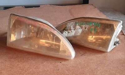 Farol Ford Mustang 97