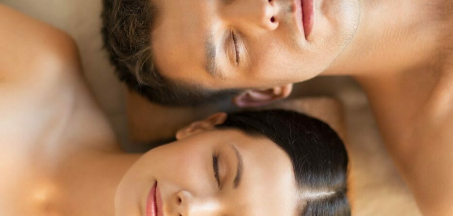 60 Minutes Swedish Couples Massage with Aromatherapy and Aroma Scalp Massage