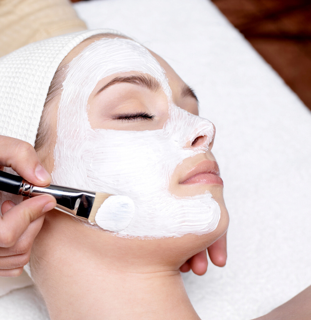 60 Minutes Facial Services