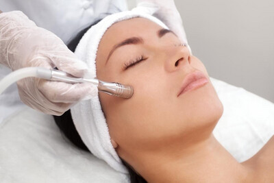 60 Minutes Session Microdermabrasion Facial