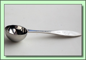 1 Tea Pot Measuring Spoon