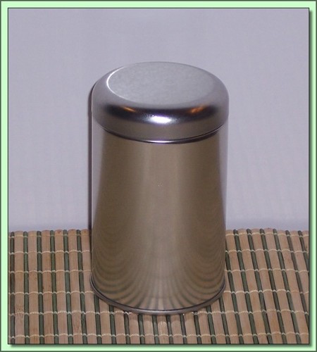 Can Storage: 2 oz.Tea Can