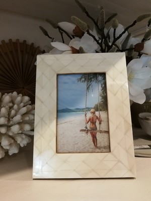 Triangle Pattern Bone Frame