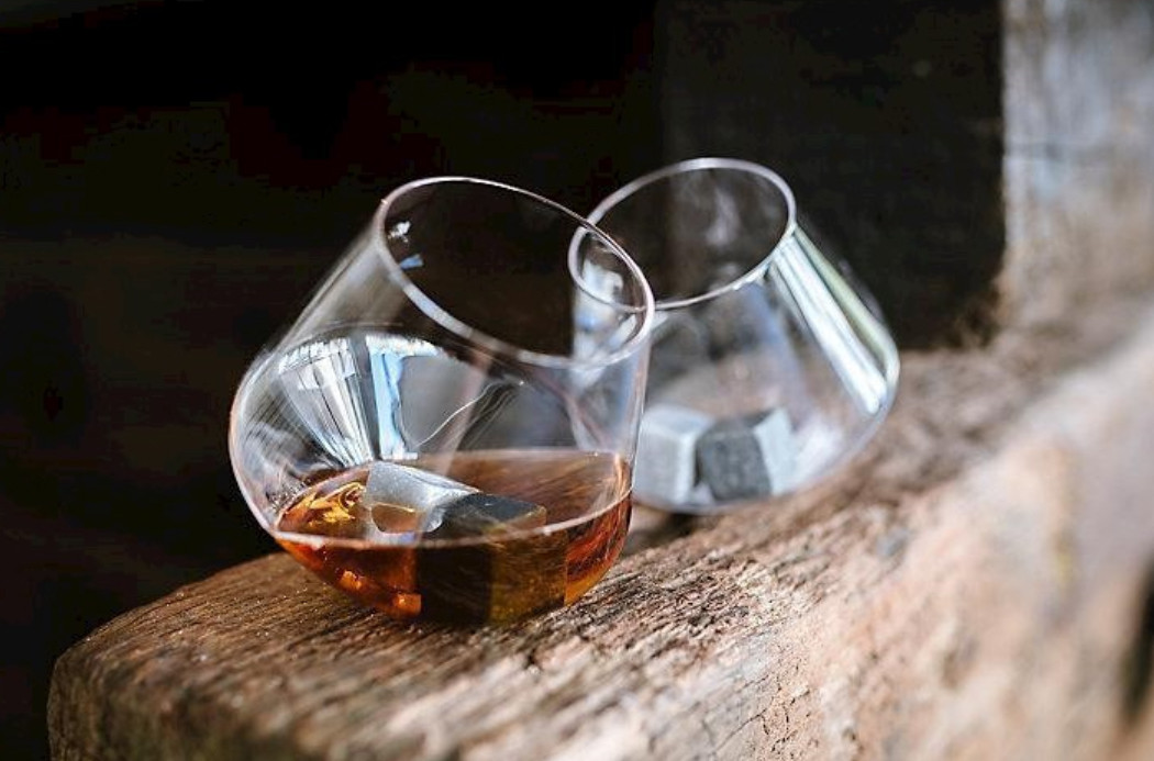 Rocking Whisky Glasses x 2