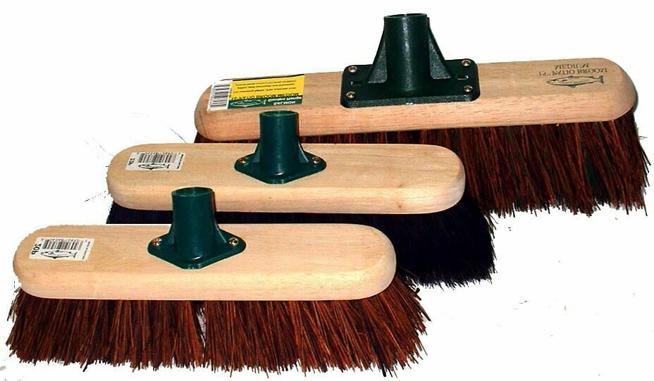 Patio Broom with Plastic Socket