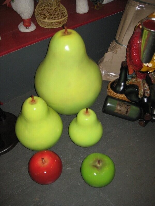 Replica Pear 27cm