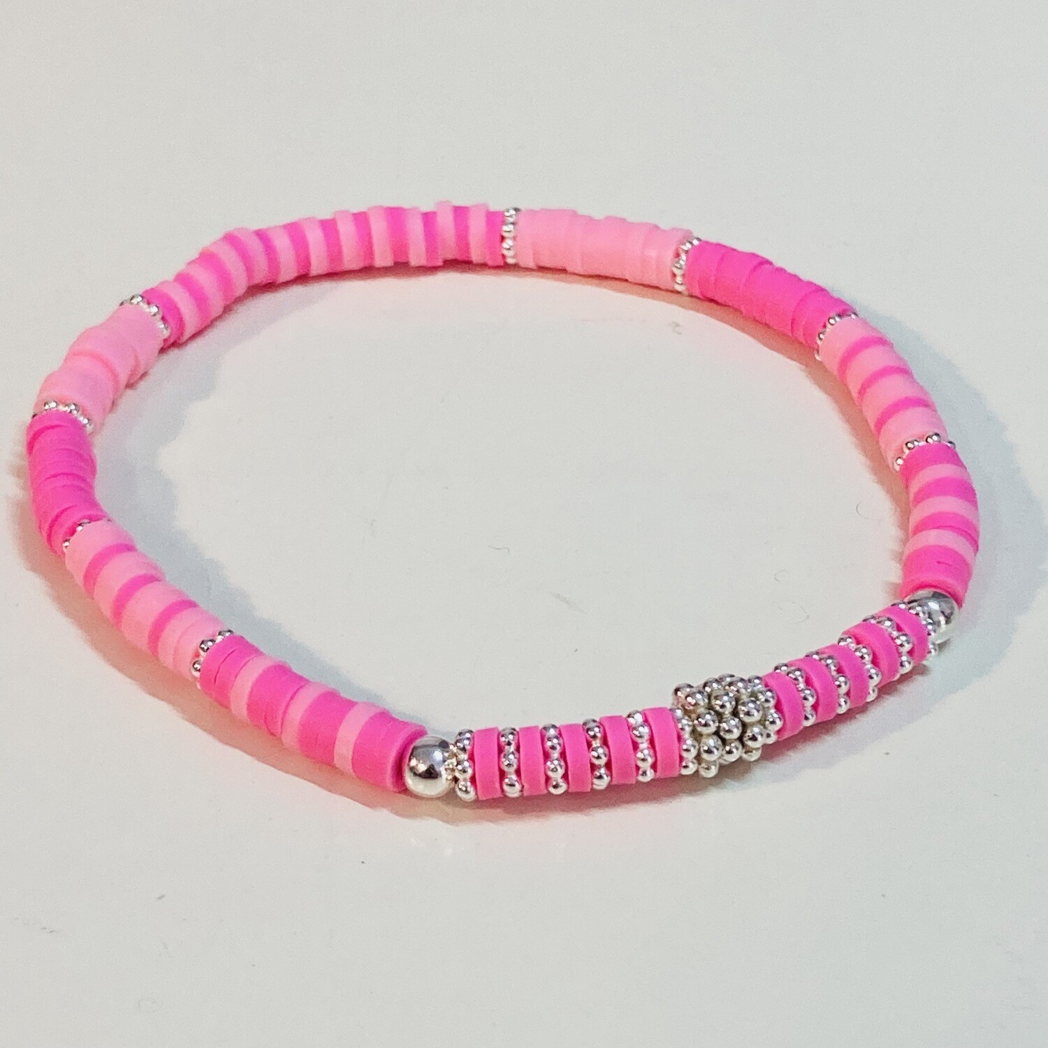 Flexibles Armband aus Katsukiperlen pink