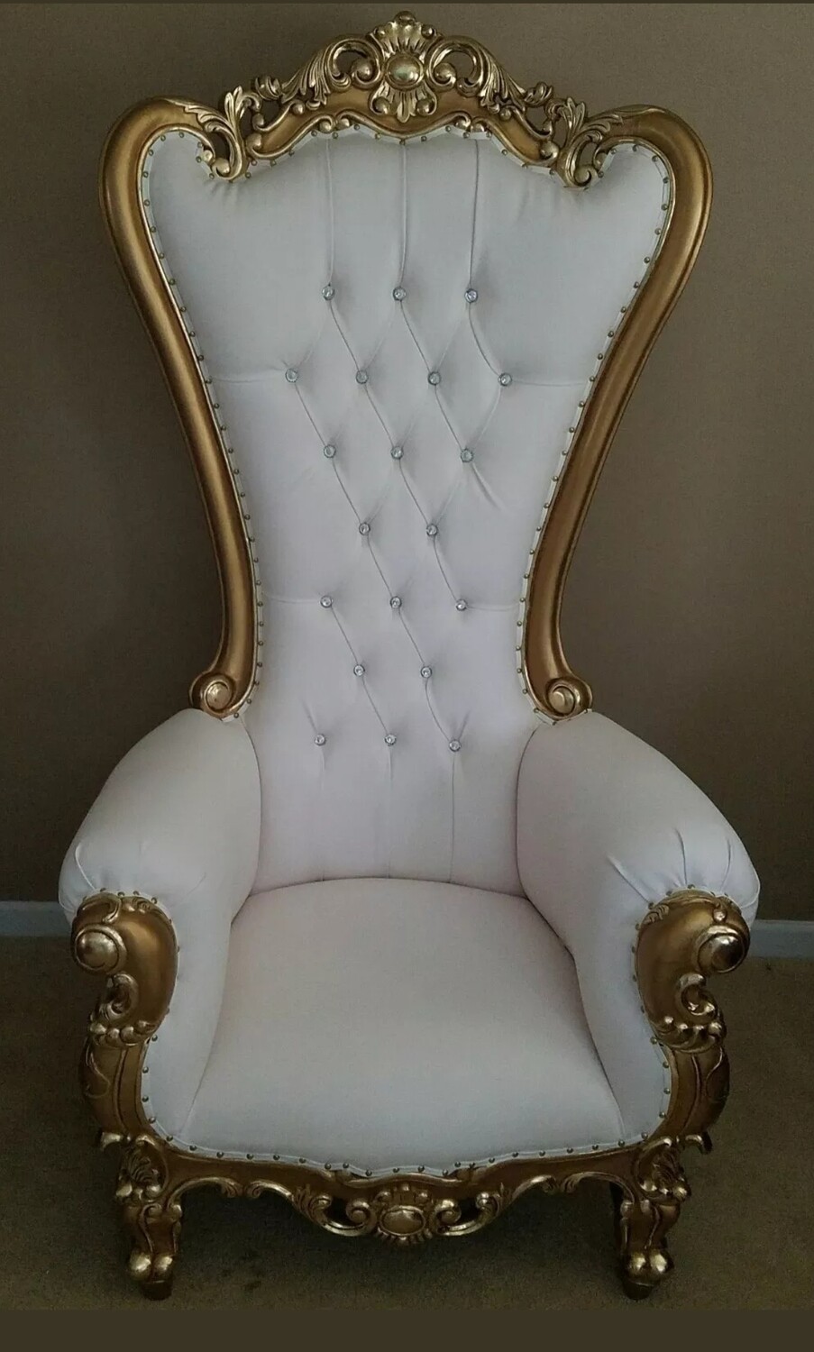 Tiffany High Back Pearl &amp; Gold Throne Chair (Adult)
