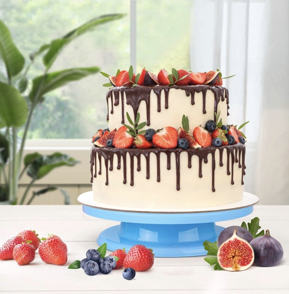 Blue Turning Cake Stand