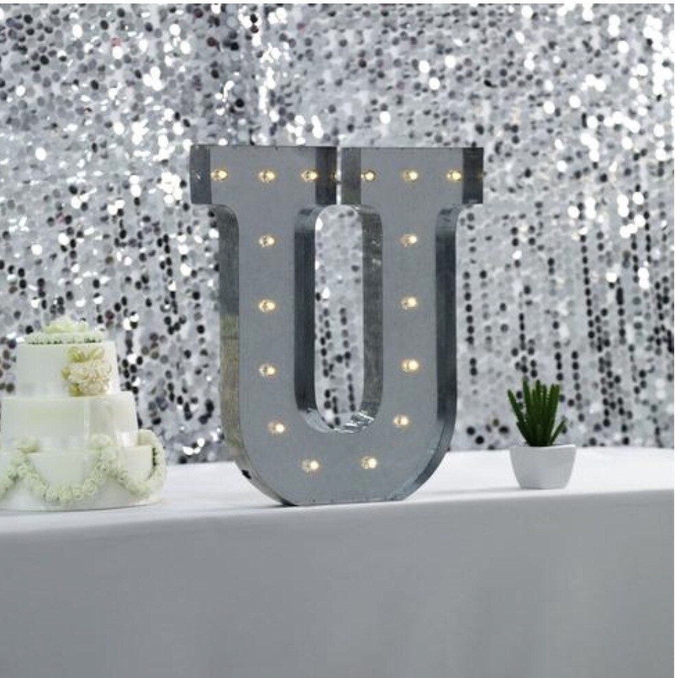 20” Marquee Letter U