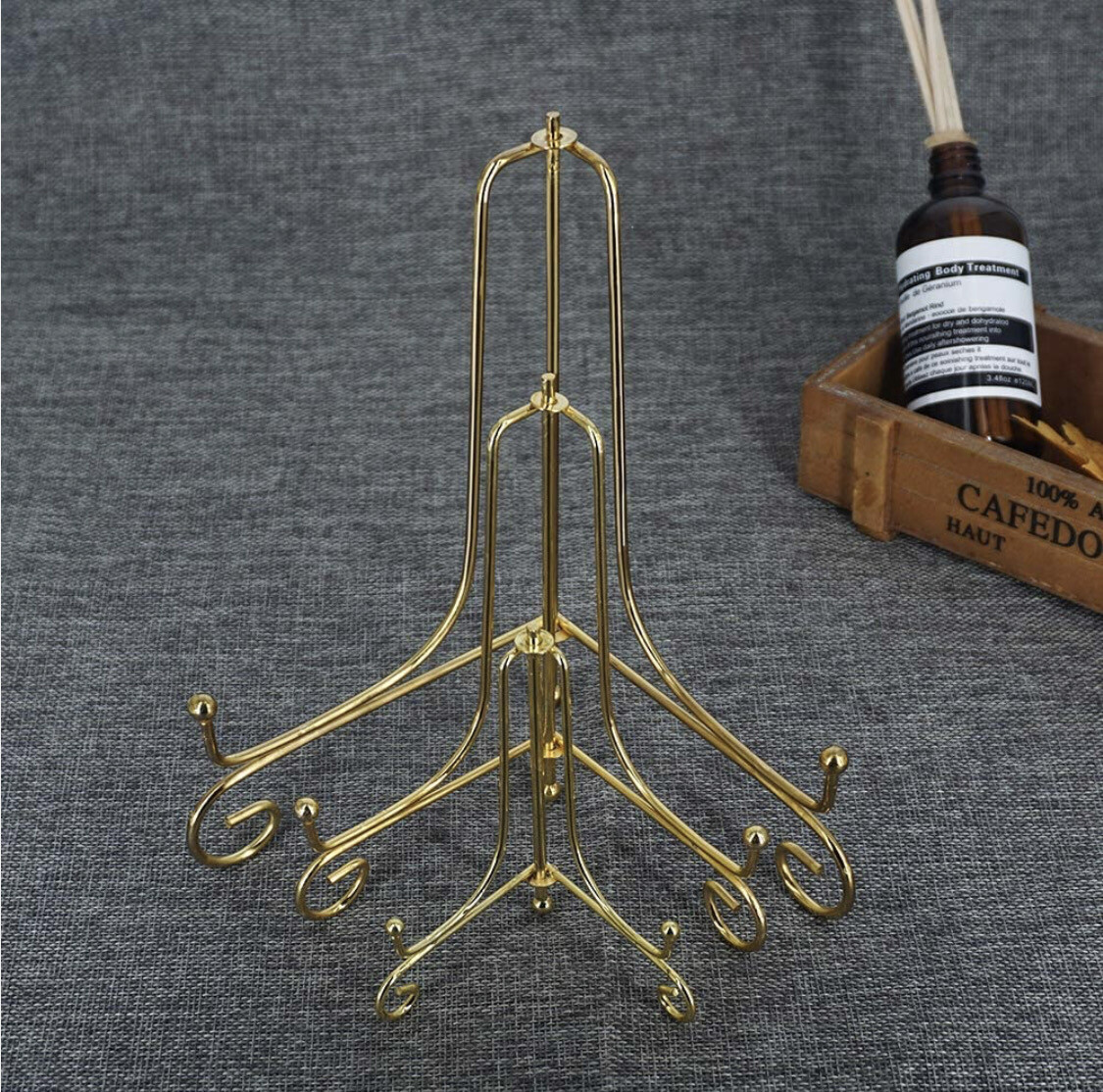 Gold Table Easel