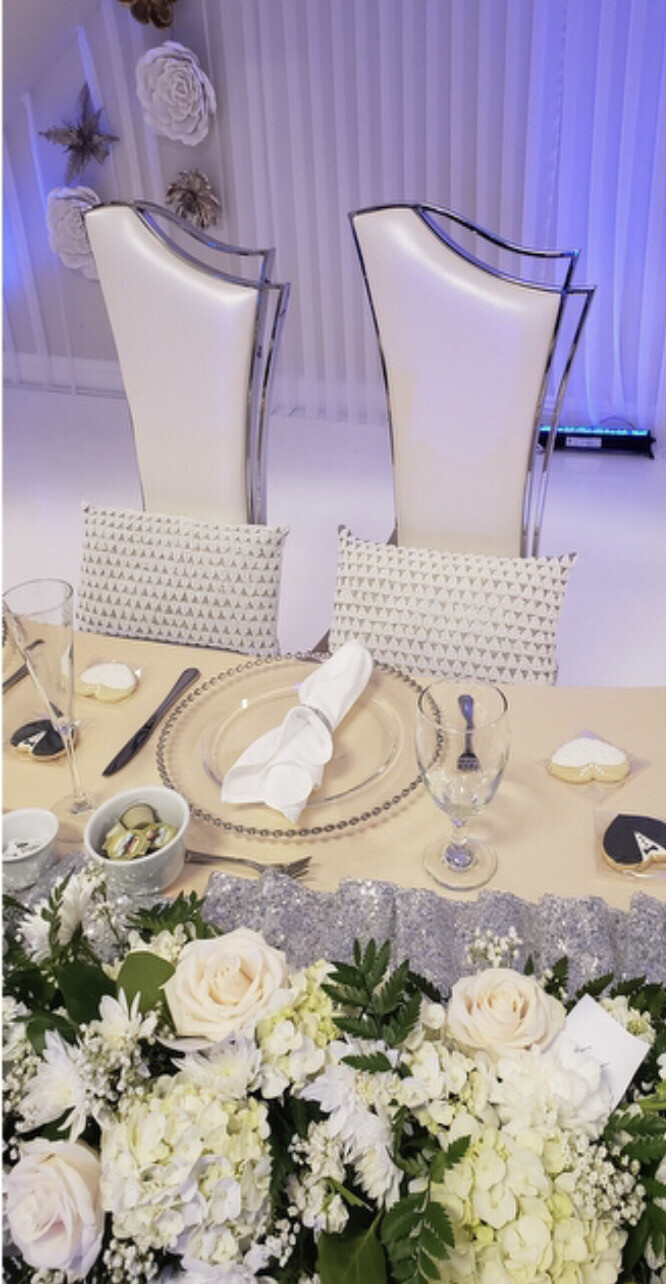 White &amp; Silver Luxury Dinning Chair