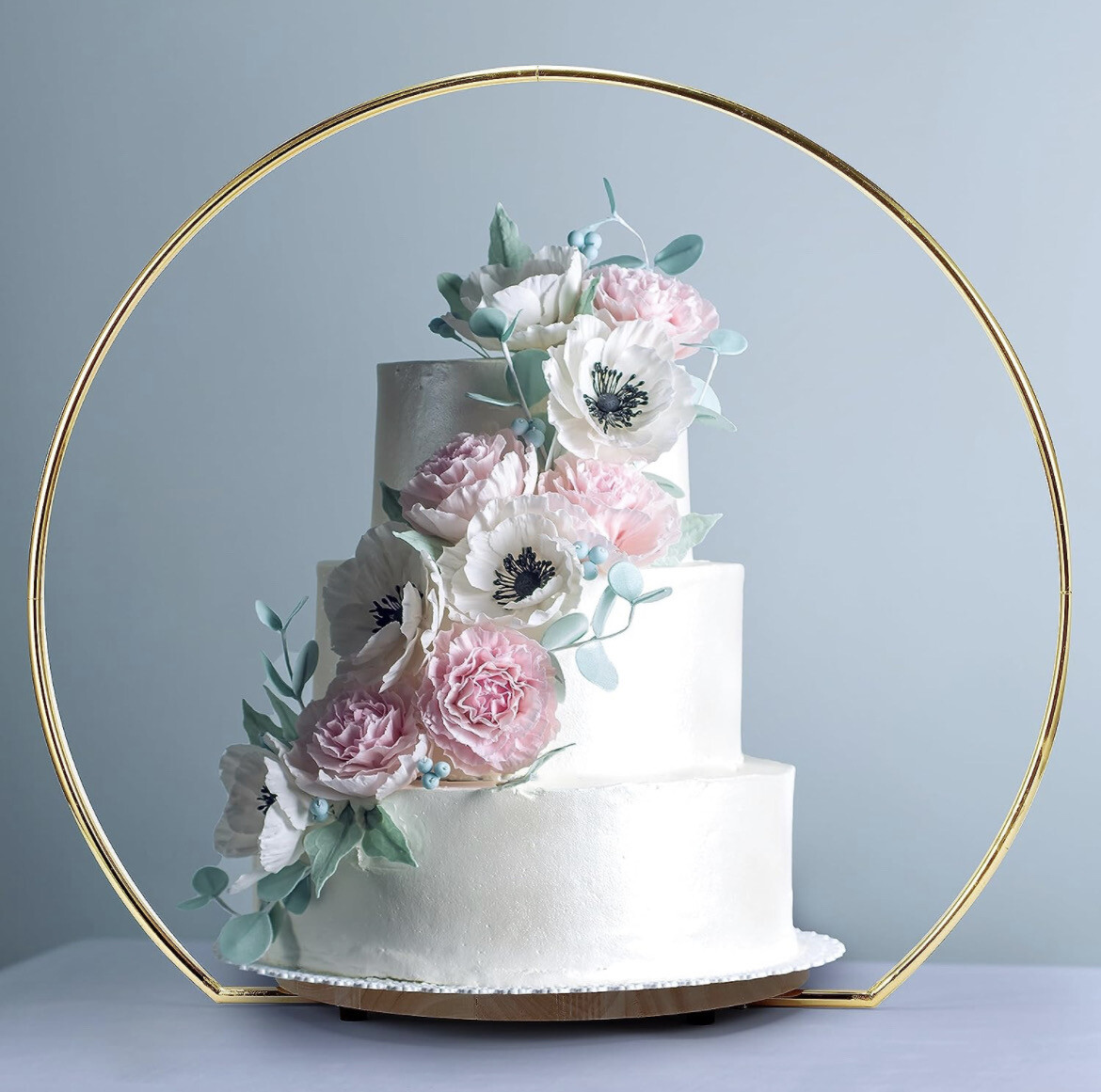 Gold 20 Inch Metal Cake Stand with Wood Stand