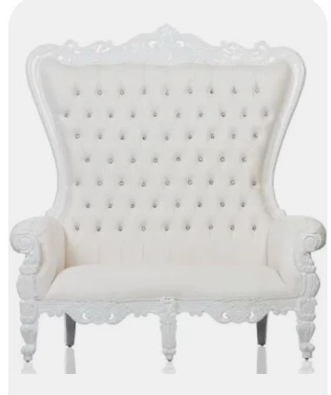 Queen Tiffany White Double Throne Chair