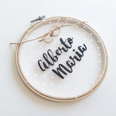 Bastidor con nombres en madera personalizado