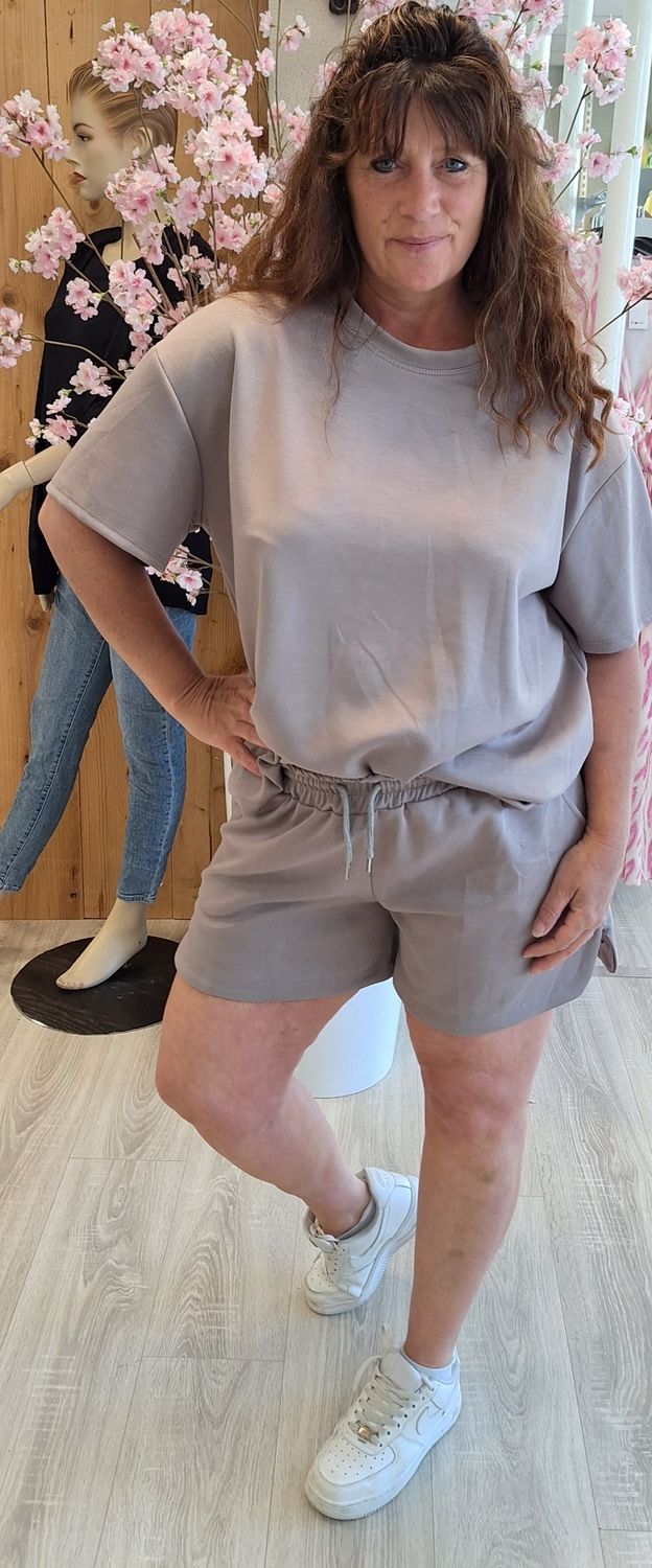 2 delig setje taupe